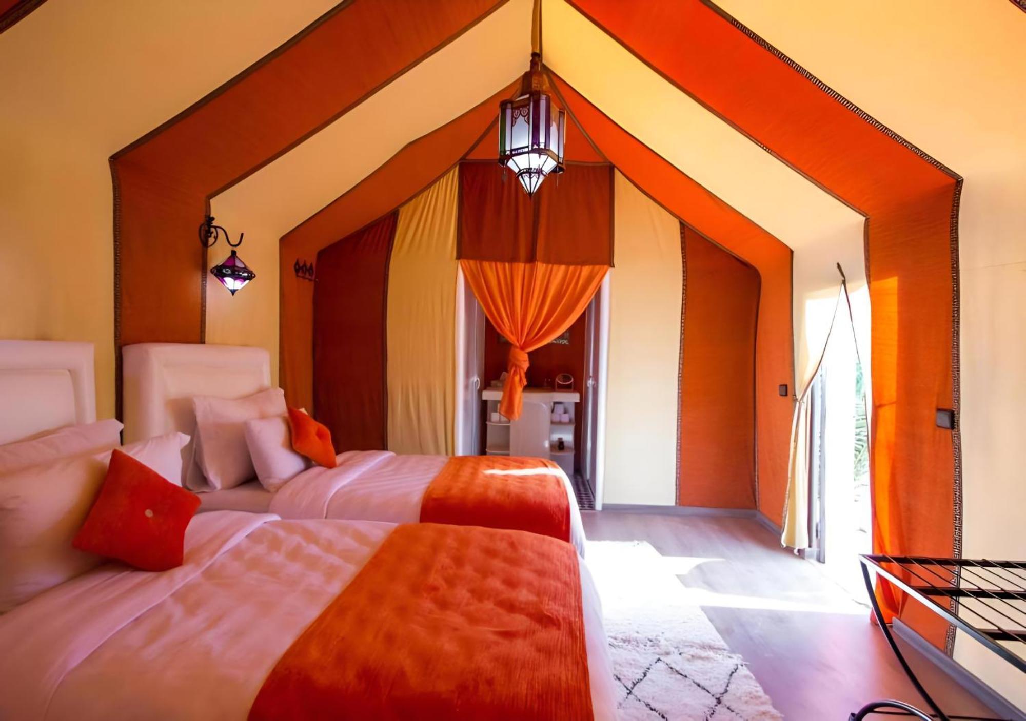 ホテル Sahara Deluxe Camp メルズーガ エクステリア 写真