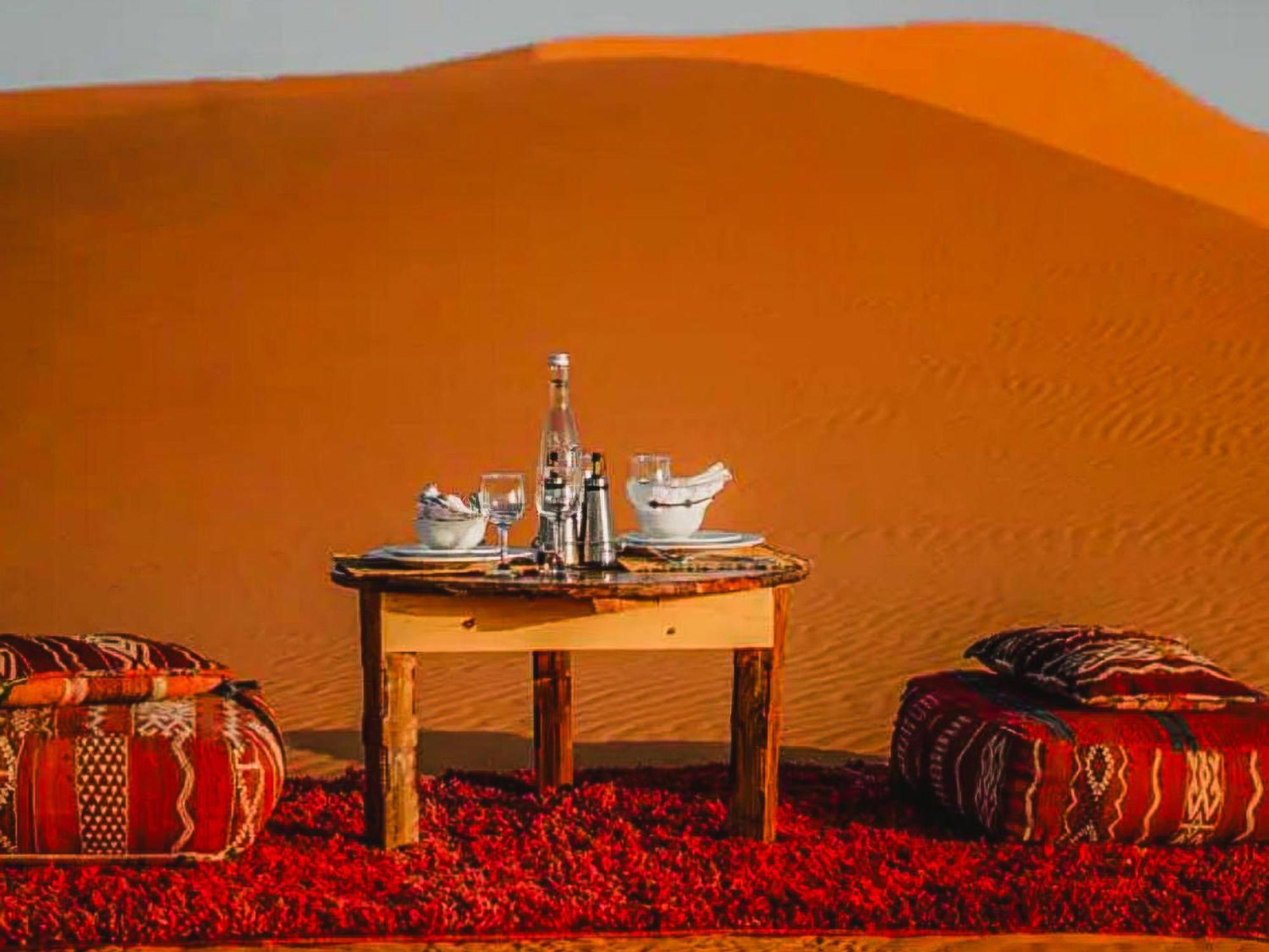 ホテル Sahara Deluxe Camp メルズーガ エクステリア 写真